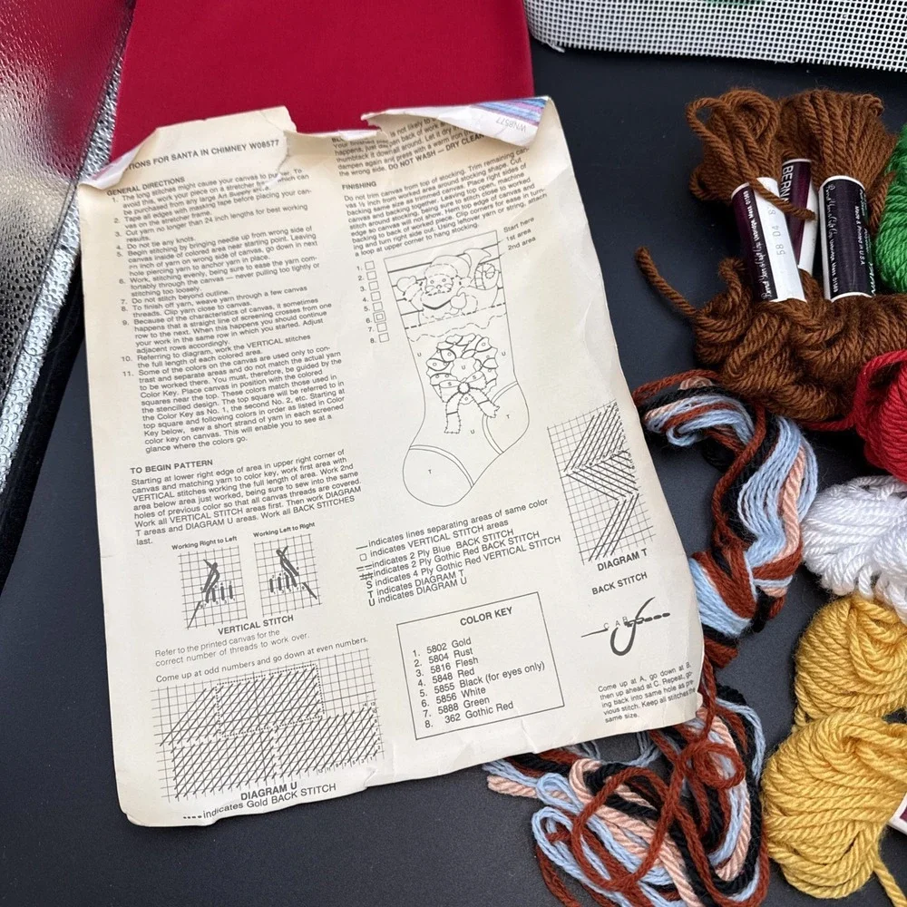Bernat Vintage 1983 Santa In Chimney Quickstitch Christmas 9